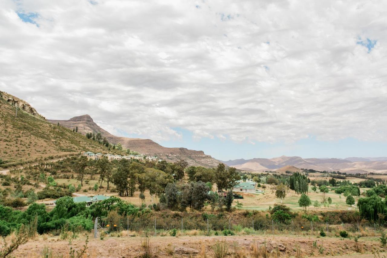 Mont D'Or Hotel Clarens Esterno foto